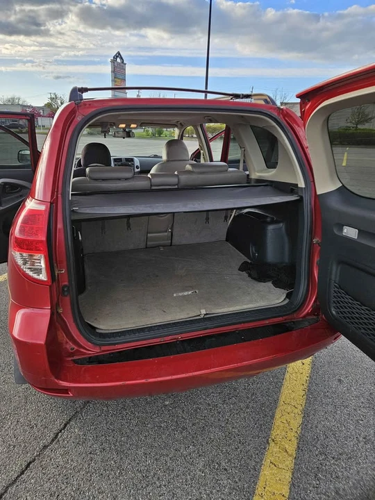 2008 Toyota RAV4 3rd Gen - Image 13 of 21