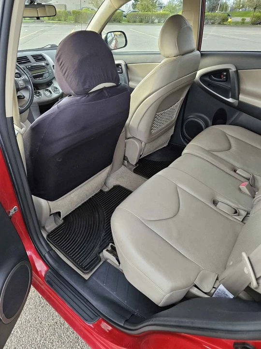 2008 Toyota RAV4 3rd Gen - Image 10 of 21