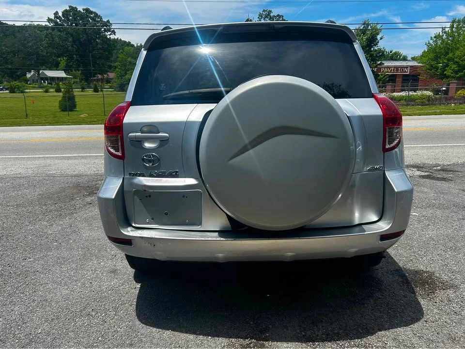 2008 Toyota RAV4 3rd Gen - Image 4 of 20