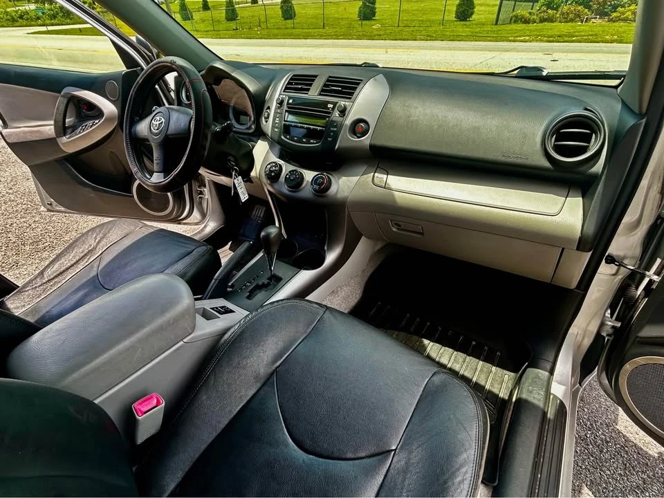 2008 Toyota RAV4 3rd Gen - Image 10 of 20