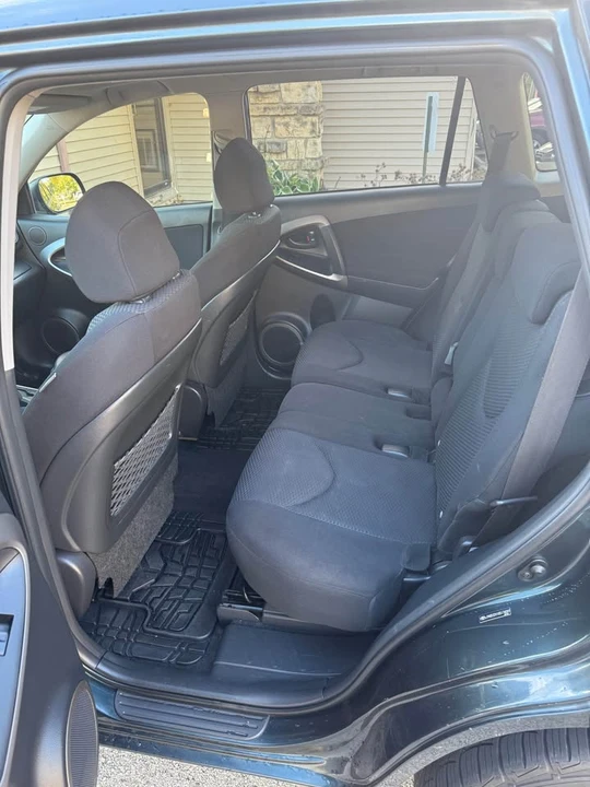 2008 Toyota RAV4 3rd Gen - Image 6 of 9