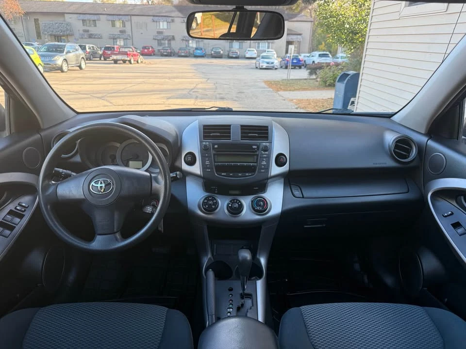 2008 Toyota RAV4 3rd Gen - Image 7 of 9