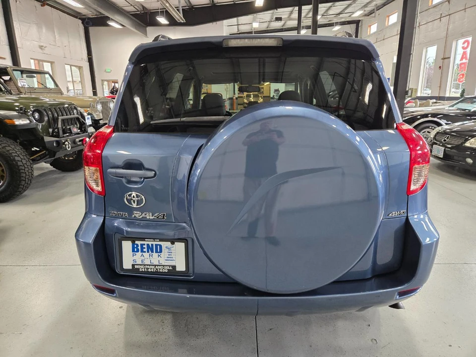 2008 Toyota RAV4 3rd Gen - Image 5 of 17