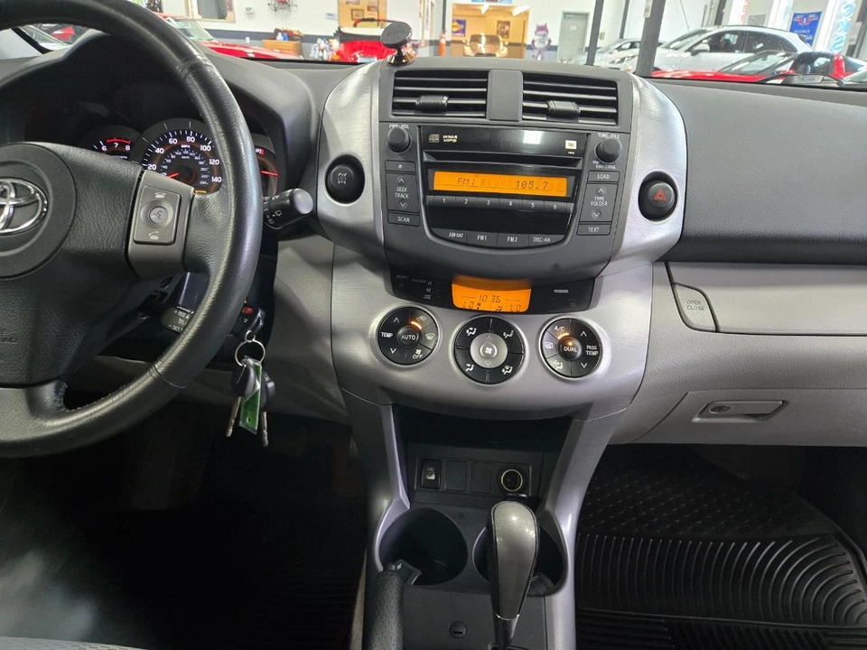 2008 Toyota RAV4 3rd Gen - Image 13 of 17