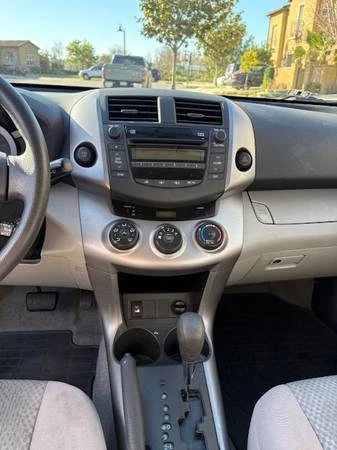 2008 Toyota RAV4 3rd Gen - Image 6 of 9