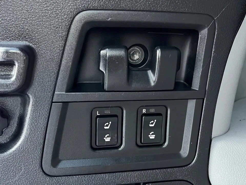 2008 Toyota Sequoia 2nd Gen - Image 18 of 19