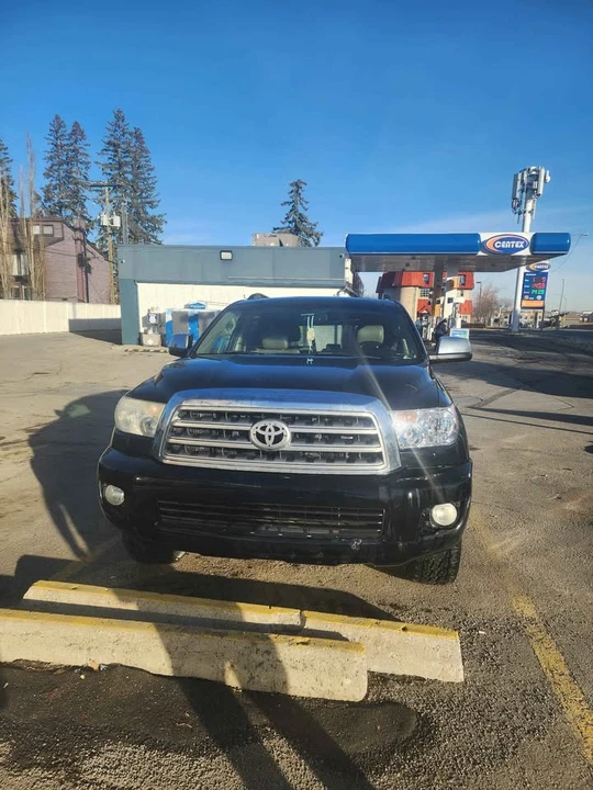2008 Toyota Sequoia 2nd Gen - Image 3 of 20