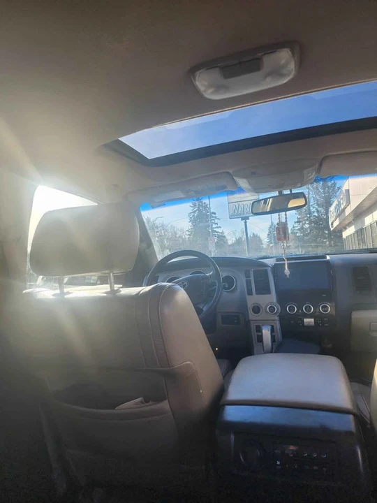 2008 Toyota Sequoia 2nd Gen - Image 10 of 20