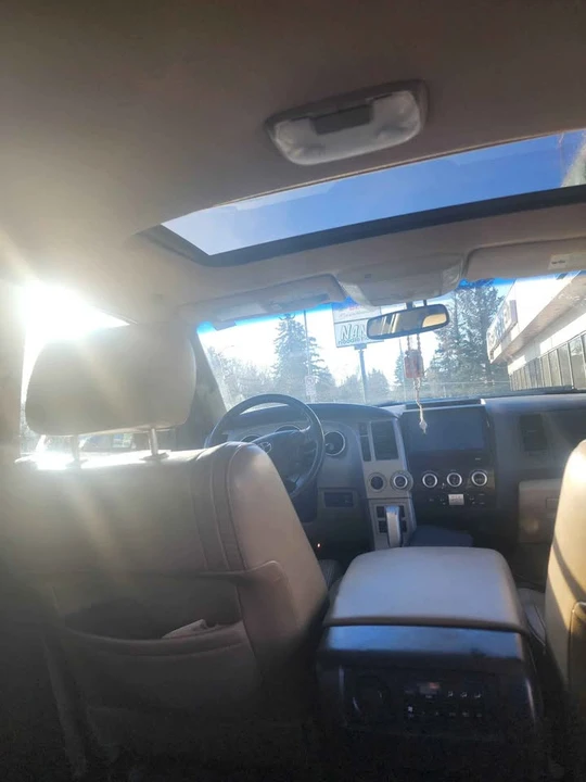 2008 Toyota Sequoia 2nd Gen - Image 11 of 20