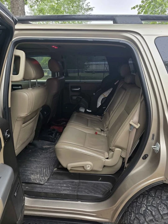 2008 Toyota Sequoia 2nd Gen - Image 11 of 20