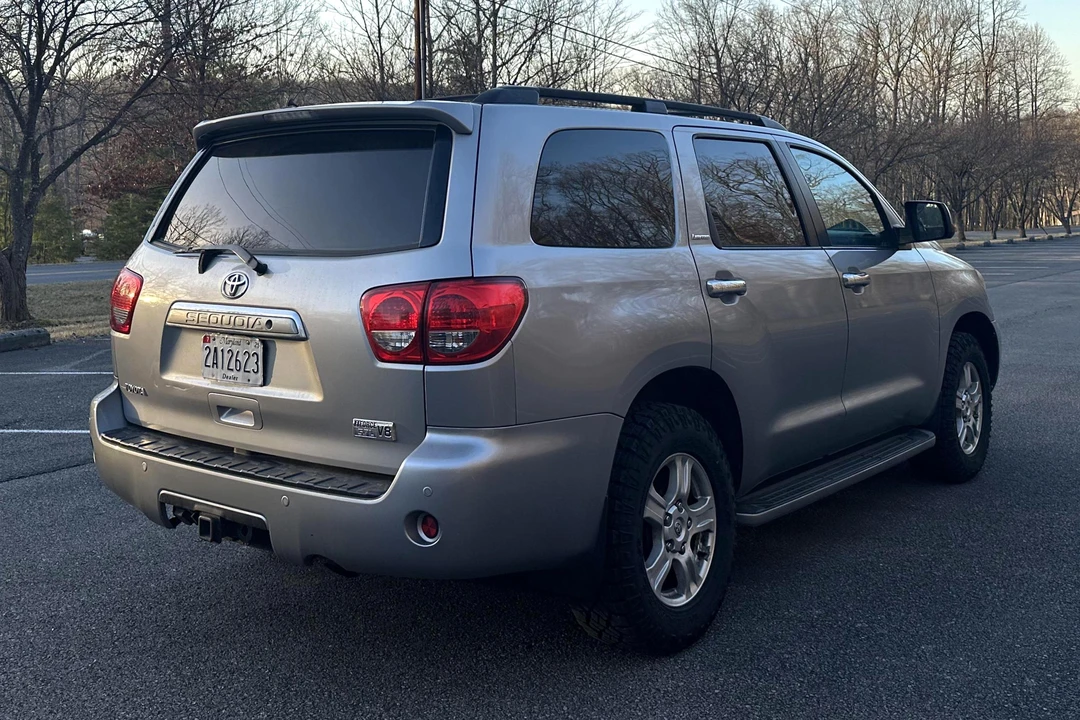 2008 Toyota Sequoia 2nd Gen - Image 4 of 31