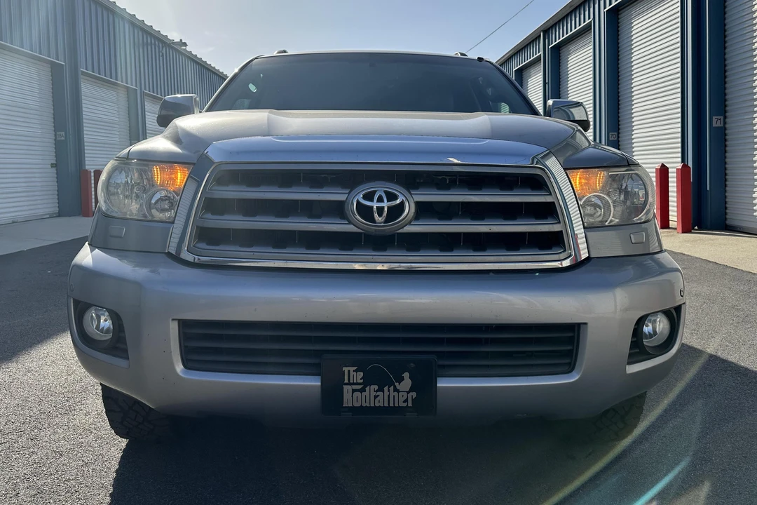 2008 Toyota Sequoia 2nd Gen - Image 19 of 31