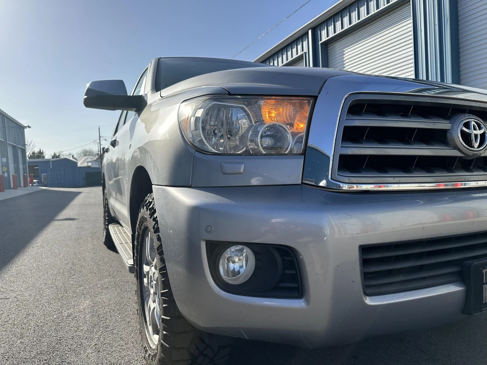 2008 Toyota Sequoia 2nd Gen - Image 20 of 31