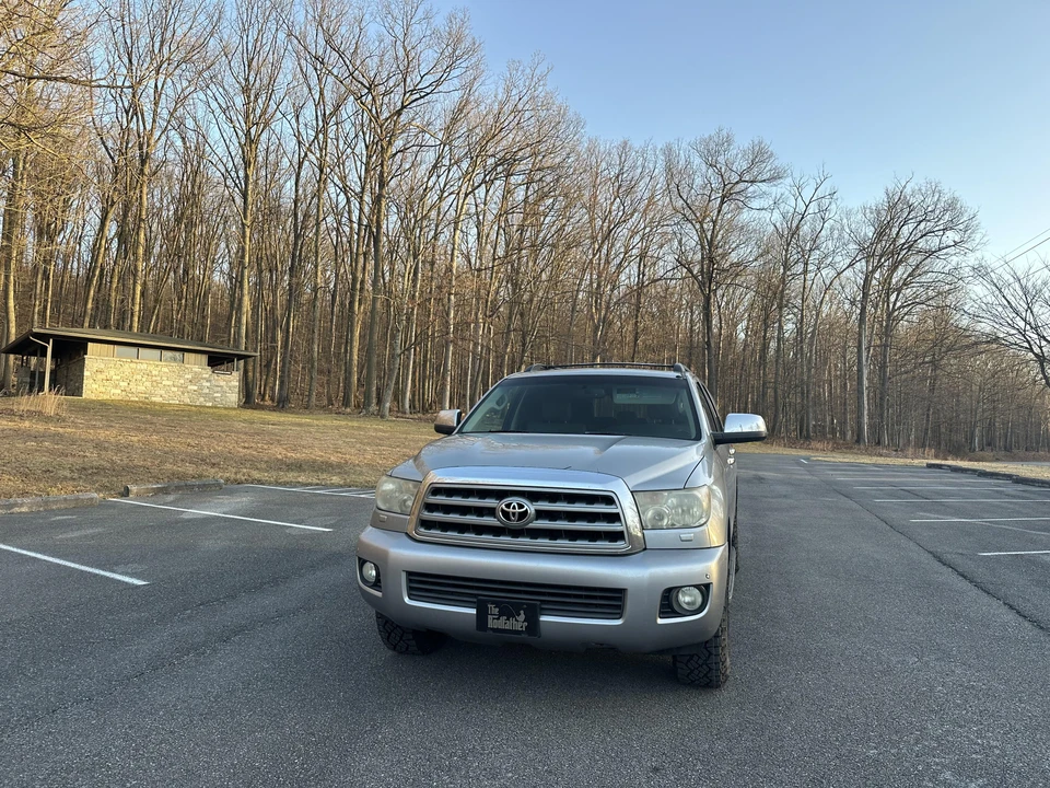 2008 Toyota Sequoia 2nd Gen - Image 6 of 31