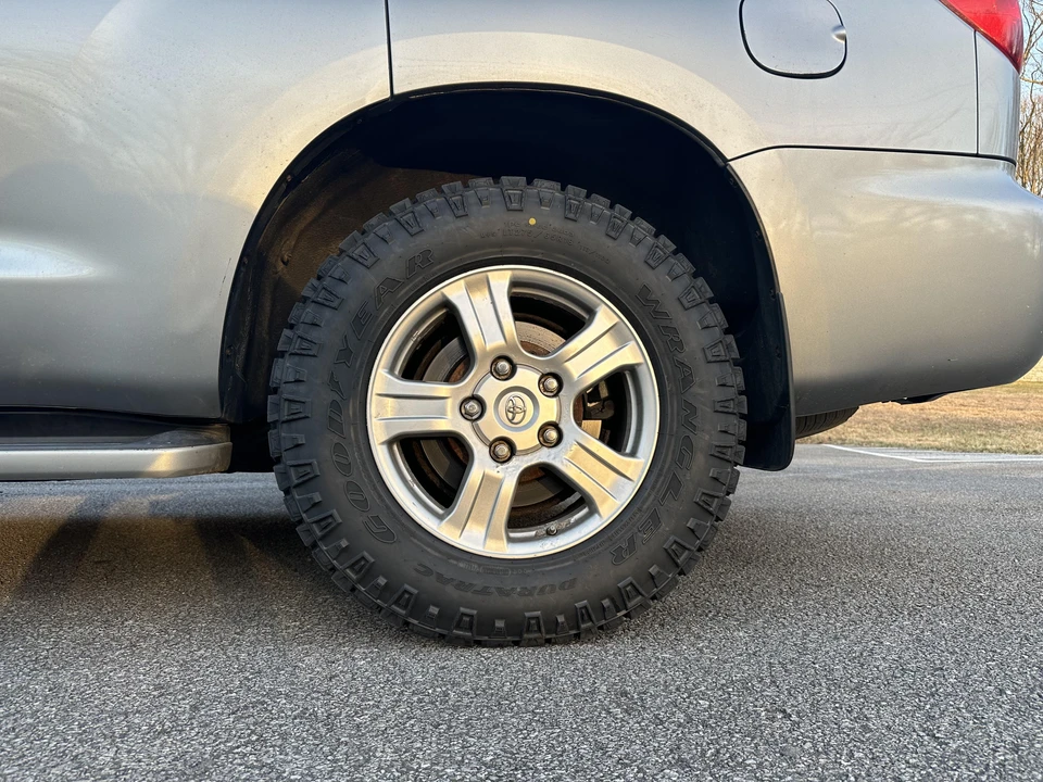 2008 Toyota Sequoia 2nd Gen - Image 29 of 31