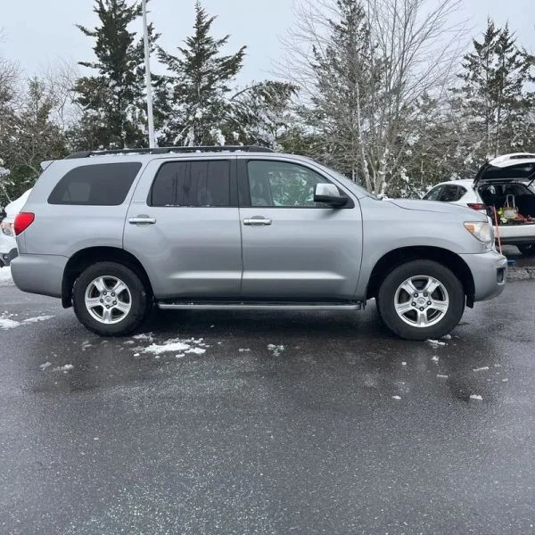 2008 Toyota Sequoia 2nd Gen - Image 10 of 12
