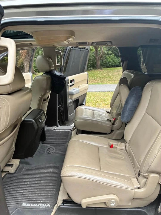 2008 Toyota Sequoia 2nd Gen - Image 7 of 10