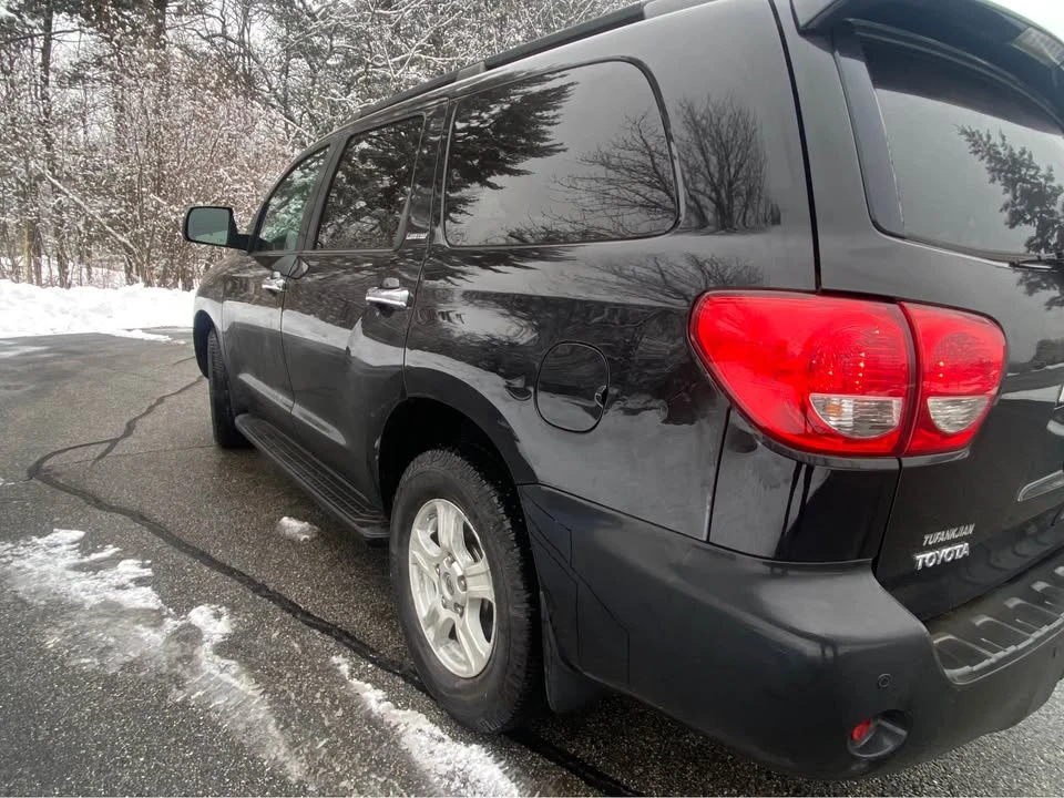 2008 Toyota Sequoia 2nd Gen - Image 3 of 15
