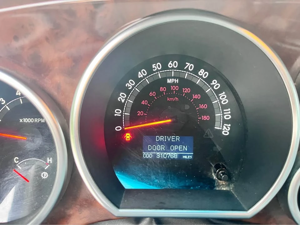 2008 Toyota Sequoia 2nd Gen - Image 13 of 18