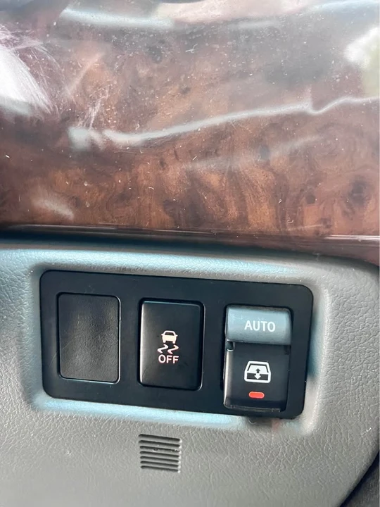 2008 Toyota Sequoia 2nd Gen - Image 3 of 18