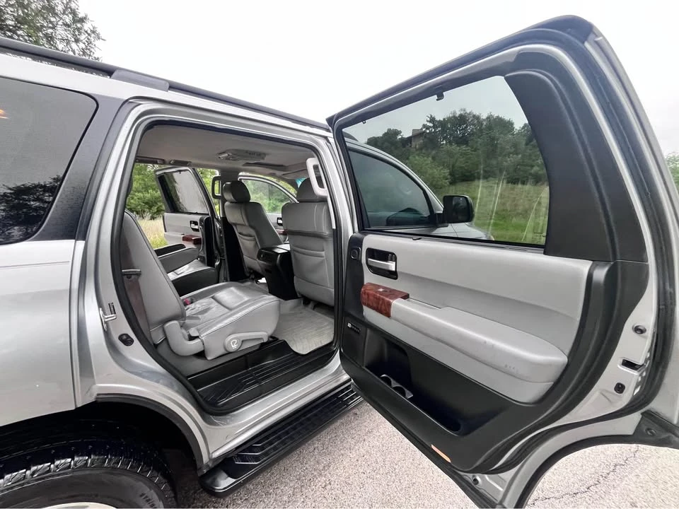 2008 Toyota Sequoia 2nd Gen - Image 15 of 18