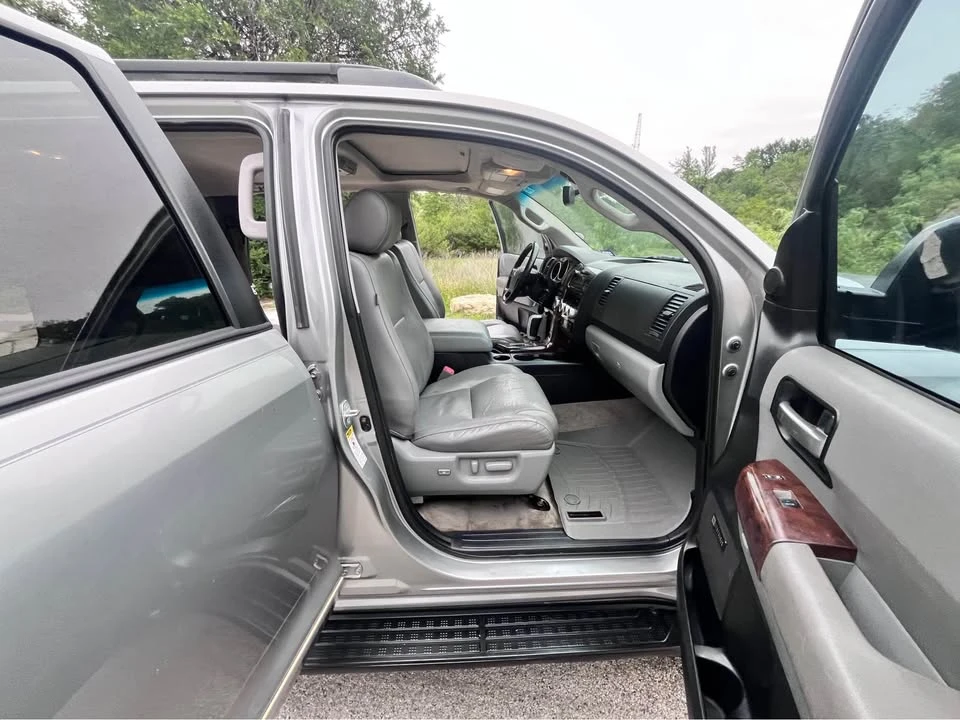 2008 Toyota Sequoia 2nd Gen - Image 9 of 18