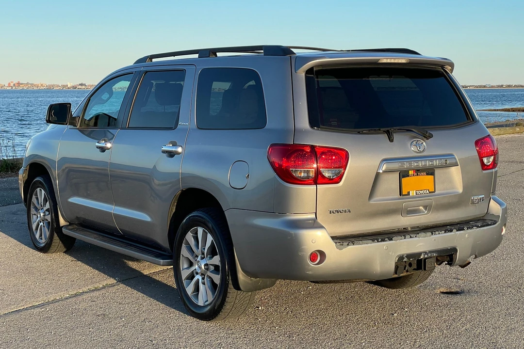 2008 Toyota Sequoia 2nd Gen - Image 4 of 31