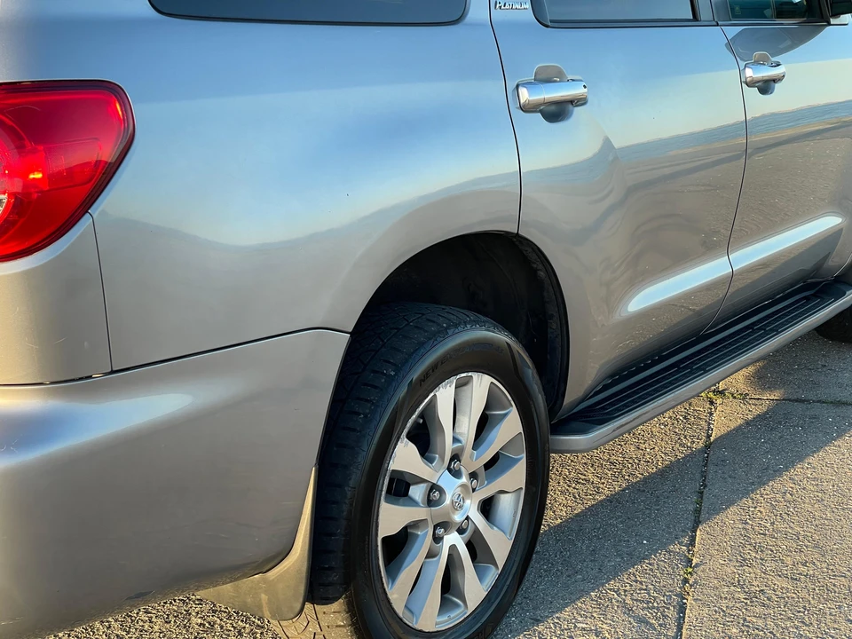 2008 Toyota Sequoia 2nd Gen - Image 24 of 31