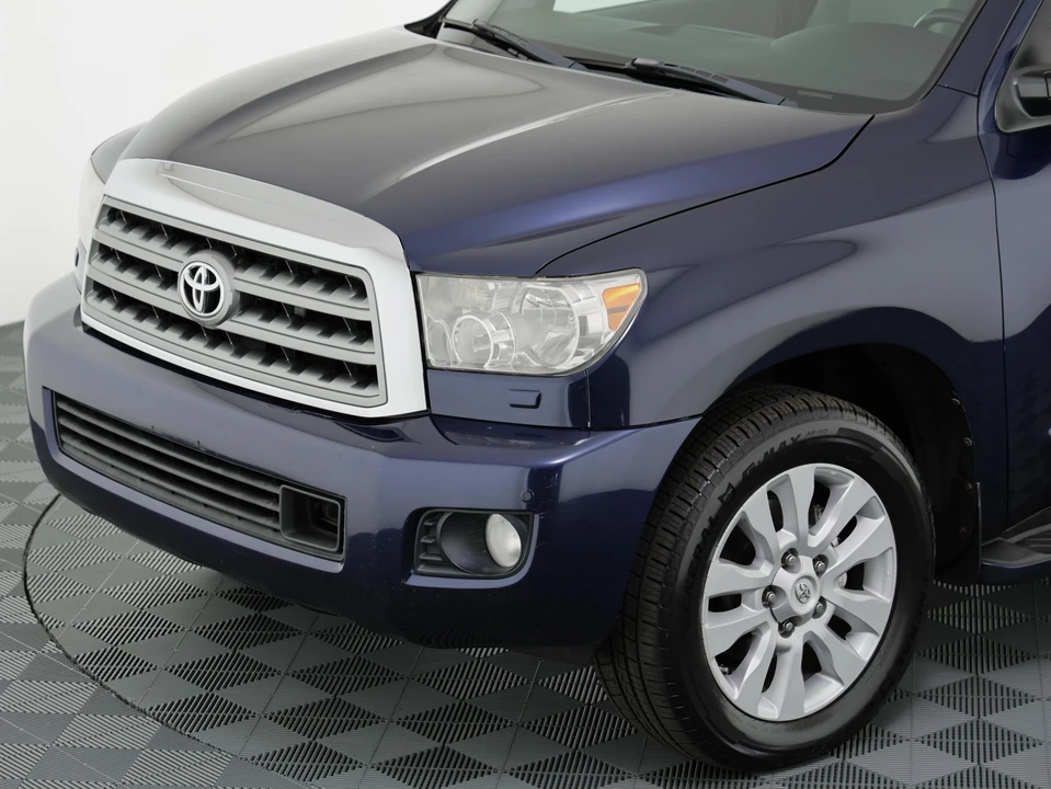 2008 Toyota Sequoia 2nd Gen - Image 17 of 31