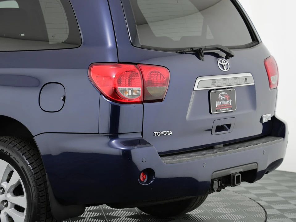 2008 Toyota Sequoia 2nd Gen - Image 24 of 31