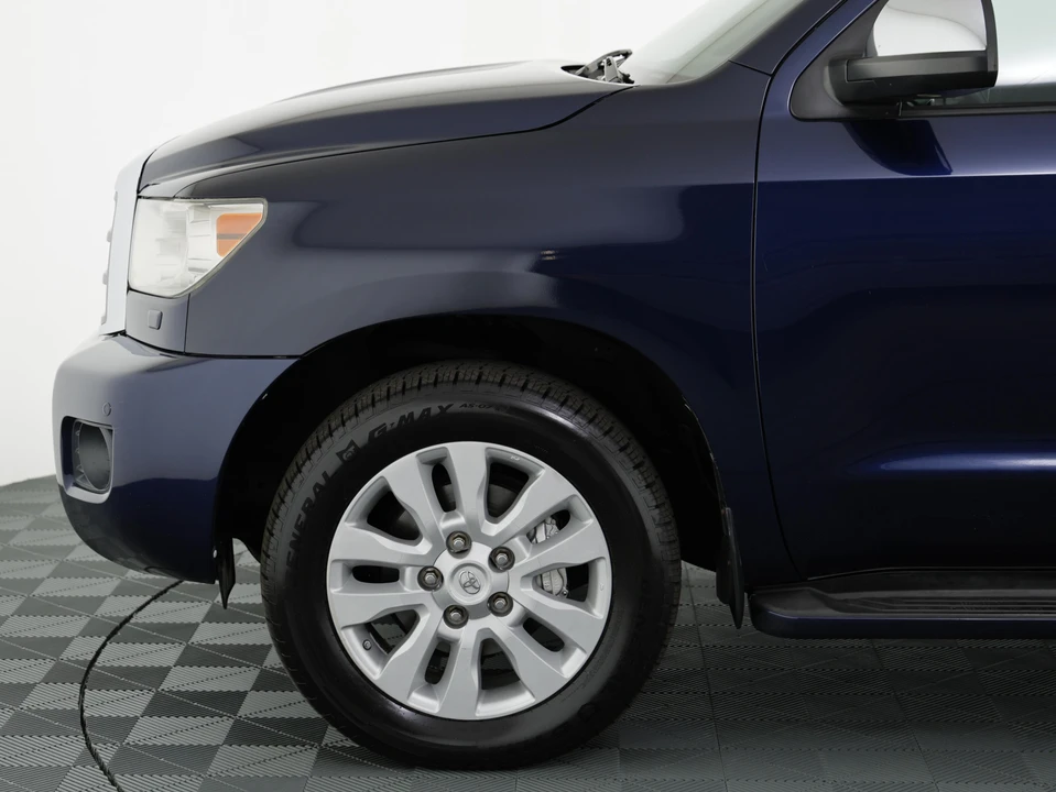 2008 Toyota Sequoia 2nd Gen - Image 20 of 31