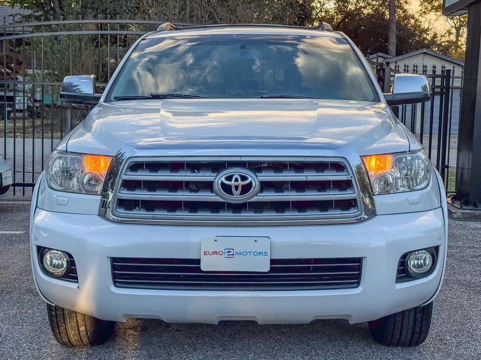 2008 Toyota Sequoia 2nd Gen - Image 2 of 12