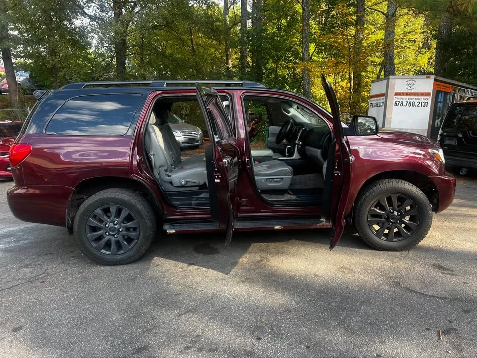 2008 Toyota Sequoia 2nd Gen - Image 18 of 19