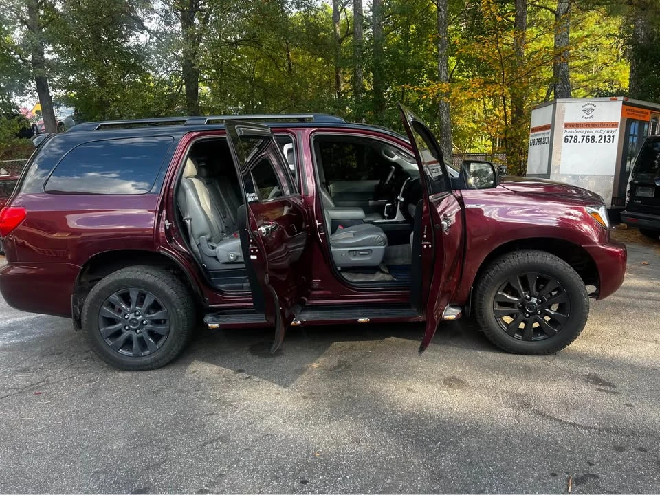 2008 Toyota Sequoia 2nd Gen - Image 9 of 19