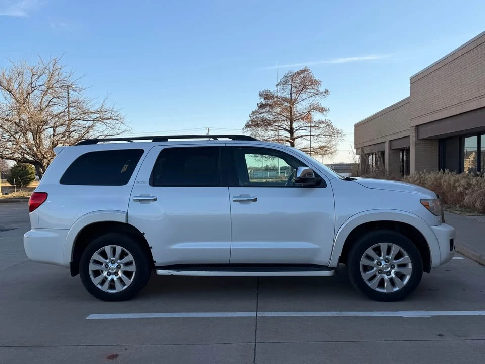 2008 Toyota Sequoia 2nd Gen - Image 6 of 20