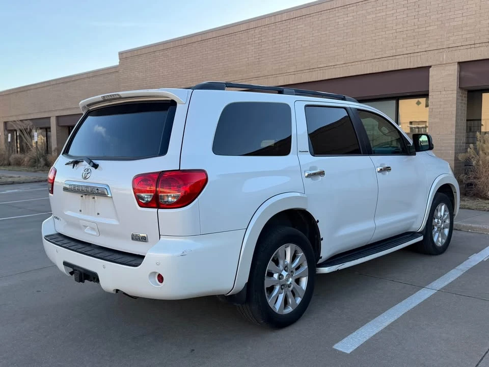 2008 Toyota Sequoia 2nd Gen - Image 8 of 20