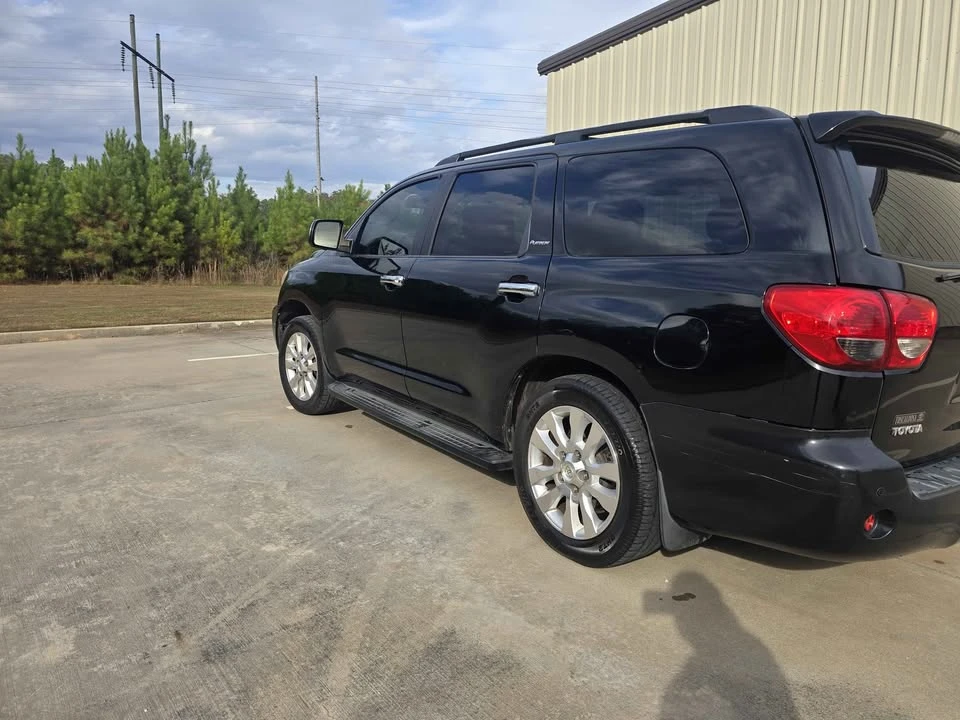 2008 Toyota Sequoia 2nd Gen - Image 2 of 9