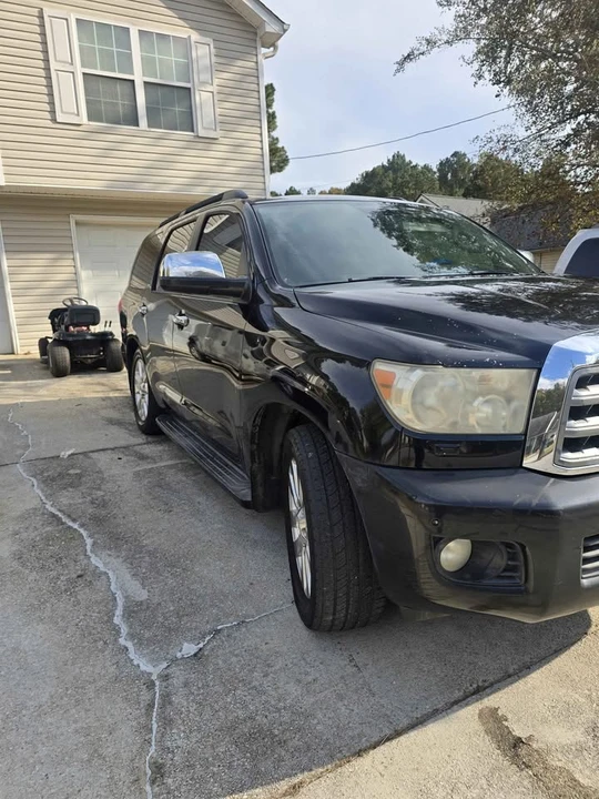 2008 Toyota Sequoia 2nd Gen - Image 3 of 9