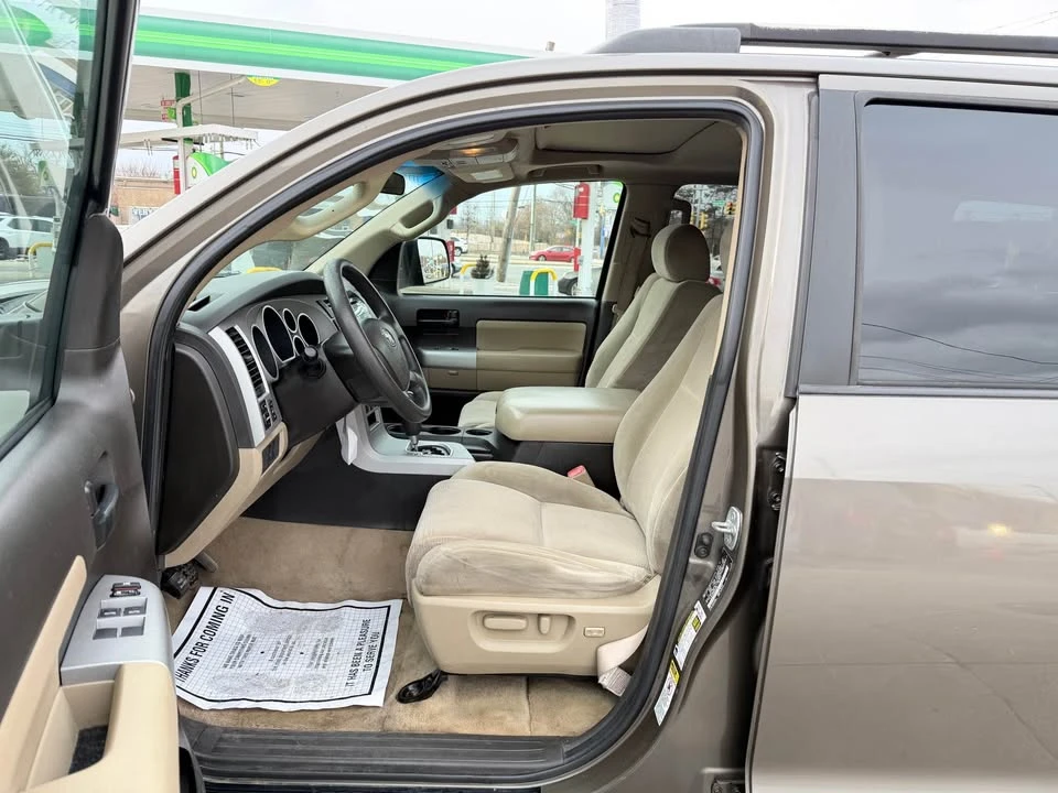 2008 Toyota Sequoia 2nd Gen - Image 9 of 19