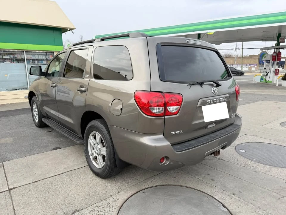 2008 Toyota Sequoia 2nd Gen - Image 4 of 19