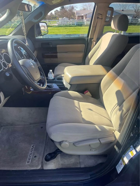 2008 Toyota Sequoia 2nd Gen - Image 6 of 8