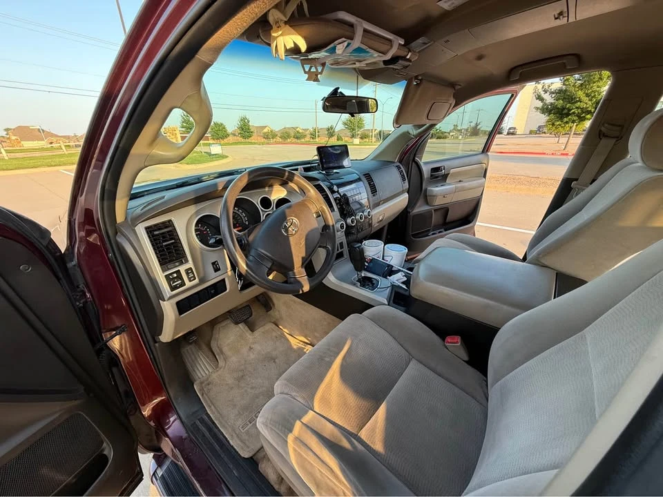 2008 Toyota Sequoia 2nd Gen - Image 13 of 20