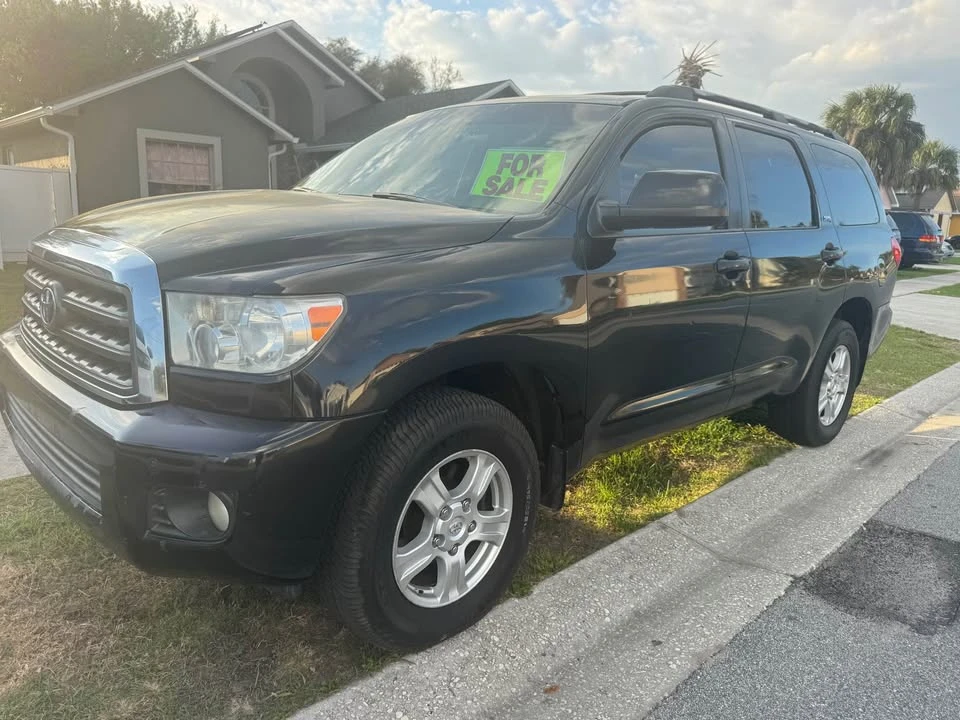 2008 Toyota Sequoia 2nd Gen - Image 10 of 17