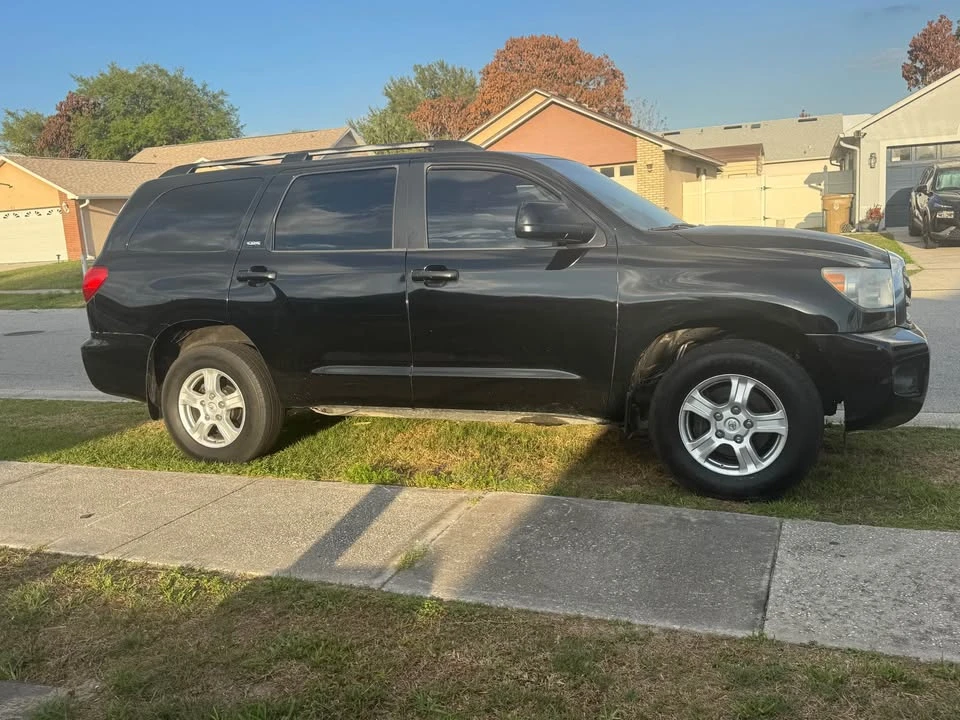 2008 Toyota Sequoia 2nd Gen - Image 9 of 17