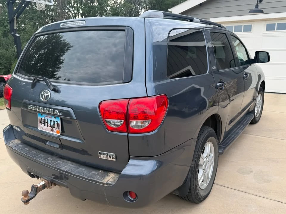 2008 Toyota Sequoia 2nd Gen - Image 5 of 18