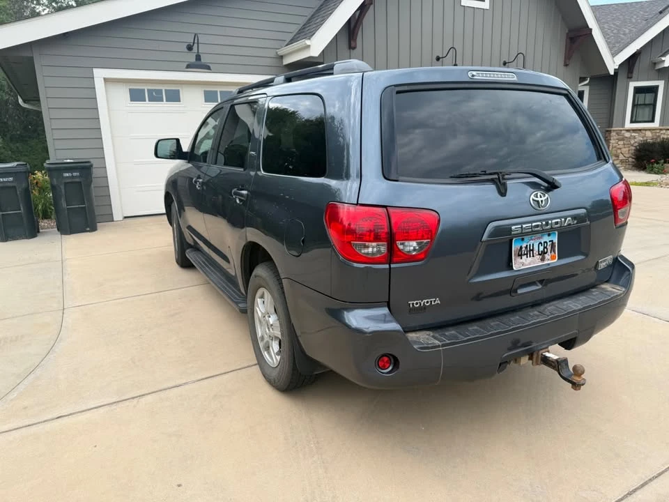 2008 Toyota Sequoia 2nd Gen - Image 6 of 18