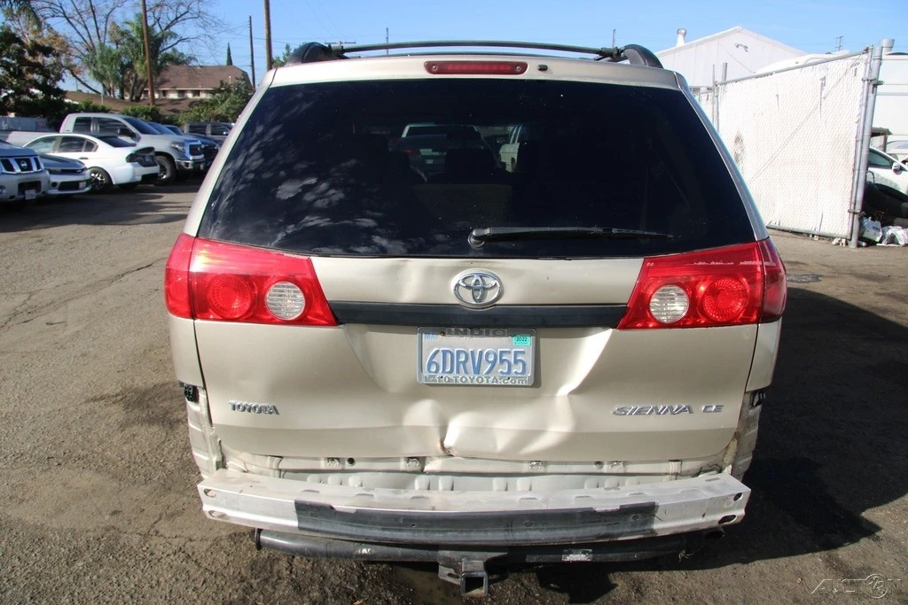 2008 Toyota Sienna 2nd Gen - Image 5 of 21
