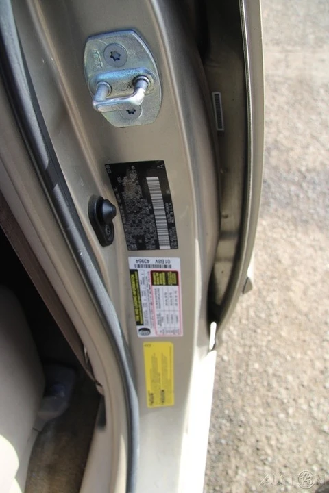 2008 Toyota Sienna 2nd Gen - Image 11 of 21