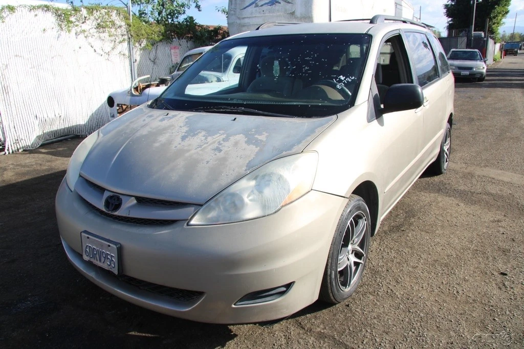 2008 Toyota Sienna 2nd Gen - Image 2 of 21
