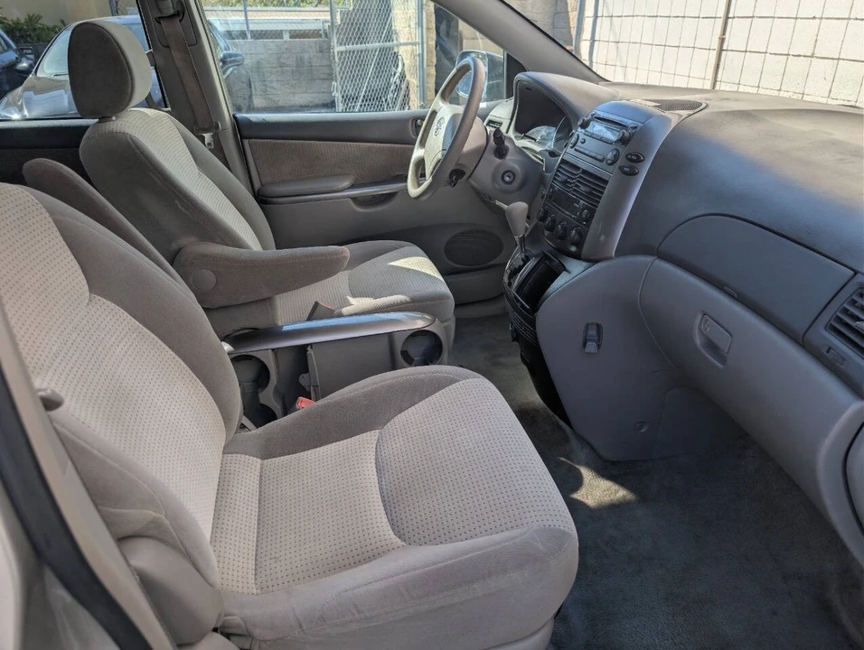 2008 Toyota Sienna 2nd Gen - Image 12 of 13